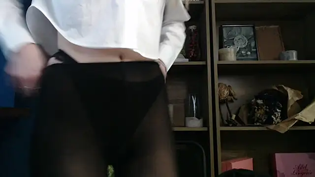 Your Jessy online show from October 13, 2025, 2:18 pm