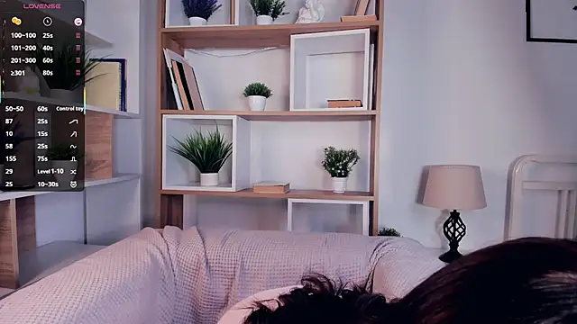 MichelleeRossf online show from March 9, 2025, 6:28 am
