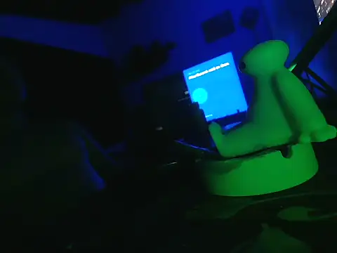 Snapshot of dans1993med03 chatting on October 20, 2025, 5:09 am dans1993med03 online show from October 20, 2025, 5:09 am