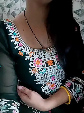 Snapshot of Mahi_Baby25 chatting on September 26, 2025, 4:19 am Mahi Baby25 online show from September 26, 2025, 4:19 am