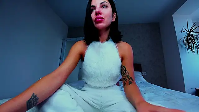 Snapshot of AddictedSabi chatting on November 2, 2025, 6:29 am AddictedSabi online show from November 2, 2025, 6:29 am