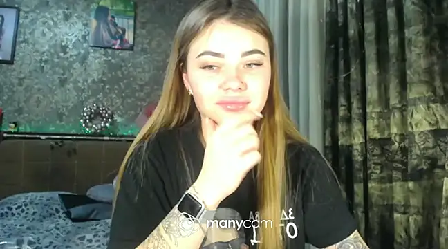 BonnyShy online show from December 25, 2024, 7:45 pm
