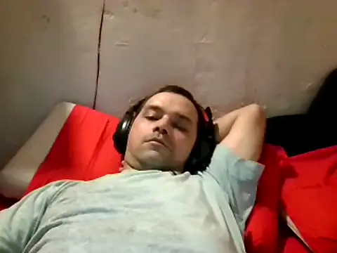 Lolosalvage83 online show from March 4, 2025, 6:50 pm