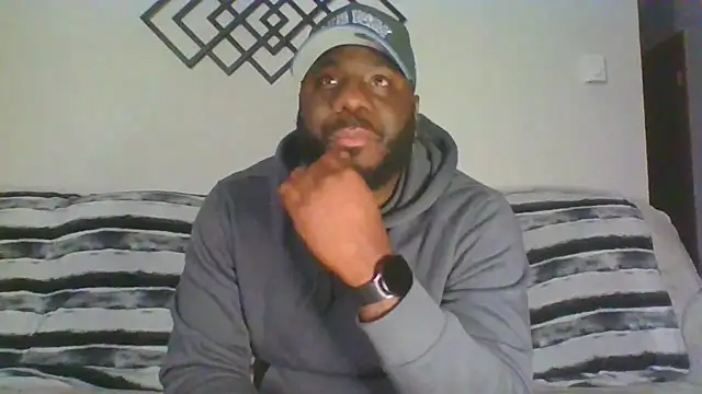 Stayinalive1992 online show from December 17, 2025, 2:49 am