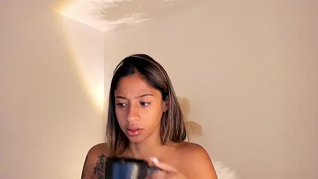 amelie murphy  online show from October 3, 2025, 11:34 am