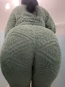 Layla-daloua online show from February 13, 2026, 11:16 pm