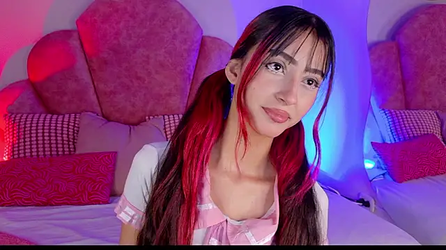 ParisFox  online show from February 25, 2026, 8:52 pm