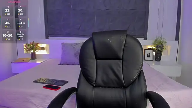 SaraGomez1 online show from March 13, 2026, 1:38 pm