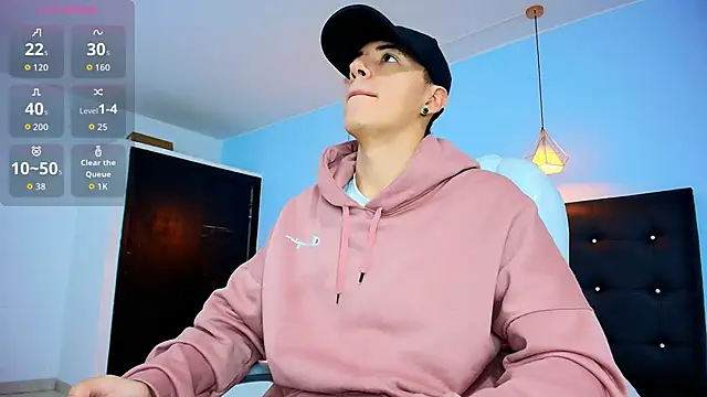 Snapshot of Lobo_17_ chatting on September 19, 2025, 3:43 am Lobo 17  online show from September 19, 2025, 3:43 am