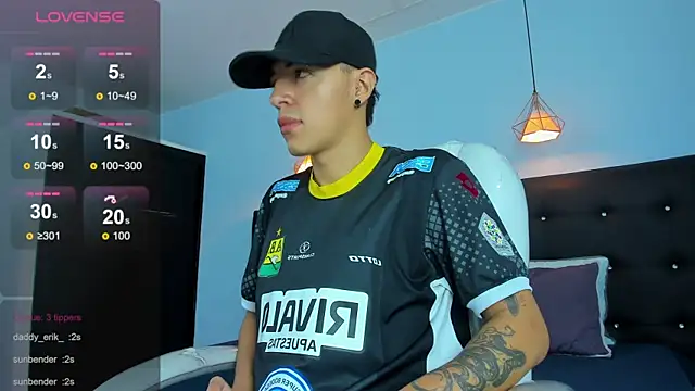 Lobo 17  online show from November 23, 2025, 3:38 am