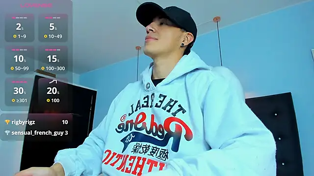 Snapshot of Lobo_17_ chatting on October 31, 2025, 3:47 am Lobo 17  online show from October 31, 2025, 3:47 am