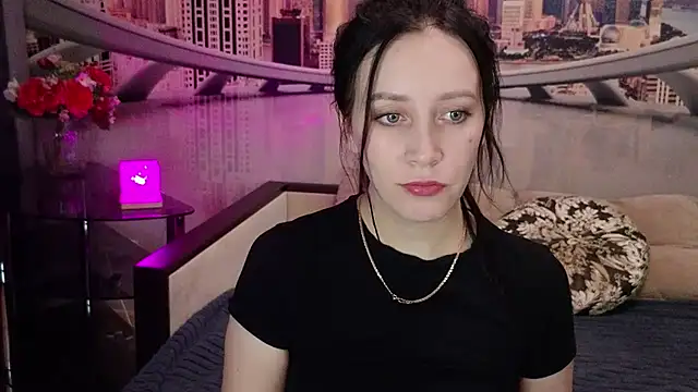 MonikaSweetXXX online show from March 3, 2025, 8:43 pm