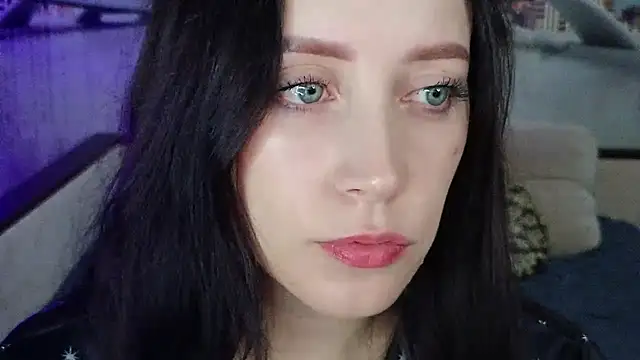 MonikaSweetXXX online show from March 13, 2025, 9:05 pm