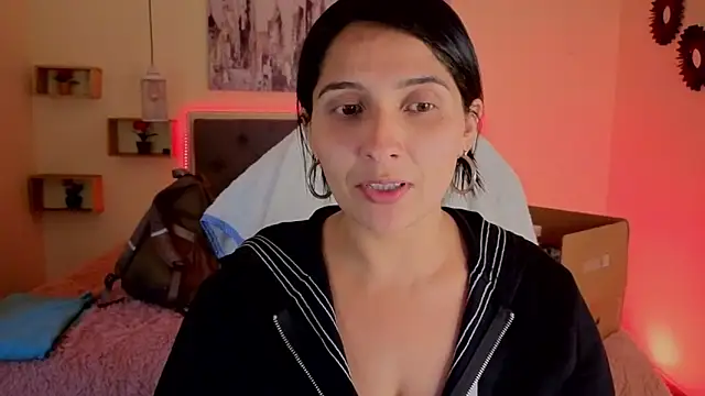 emily leinner online show from June 3, 2026, 1:06 am