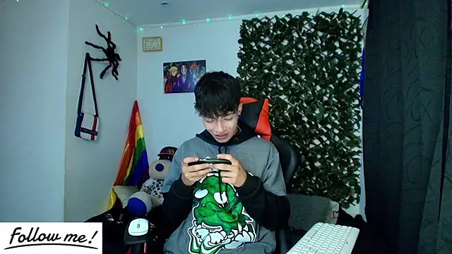twink sebas  online show from January 18, 2025, 12:35 am