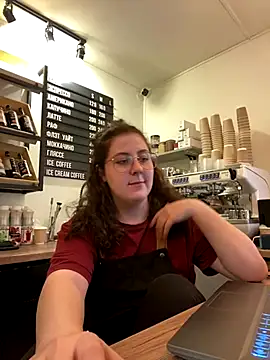 Snapshot of cinnabon_ chatting on October 10, 2025, 12:39 pm cinnabon  online show from October 10, 2025, 12:39 pm