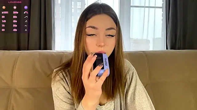 Snapshot of LindaFarmer chatting on September 30, 2025, 3:45 am LindaFarmer online show from September 30, 2025, 3:45 am