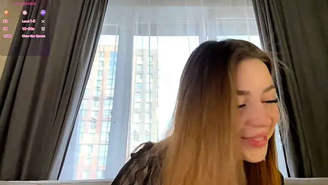 Snapshot of LindaFarmer chatting on October 1, 2025, 3:55 am LindaFarmer online show from October 1, 2025, 3:55 am