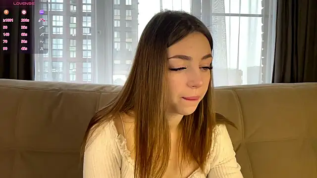 Snapshot of LindaFarmer chatting on October 10, 2025, 4:02 am LindaFarmer online show from October 10, 2025, 4:02 am