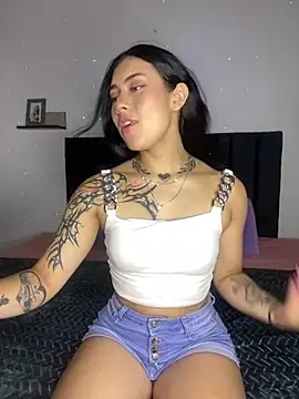 emily 22x online show from February 14, 2025, 11:09 pm