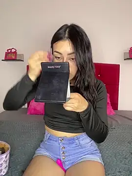 emily 22x online show from February 11, 2025, 8:42 pm