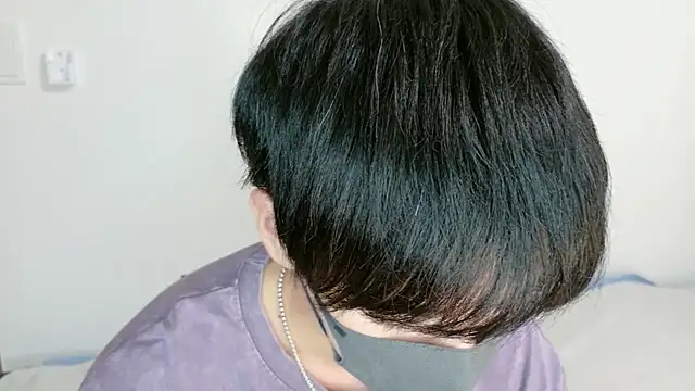 itsme LEON online show from March 29, 2026, 1:02 pm