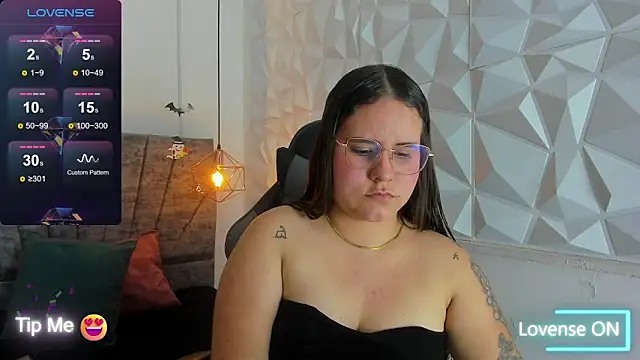 Snapshot of April1_sc chatting on October 18, 2025, 6:32 pm April1 sc online show from October 18, 2025, 6:32 pm