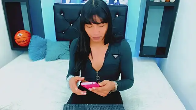 Snapshot of antonela_xxx chatting on October 24, 2025, 7:57 pm antonela xxx online show from October 24, 2025, 7:57 pm