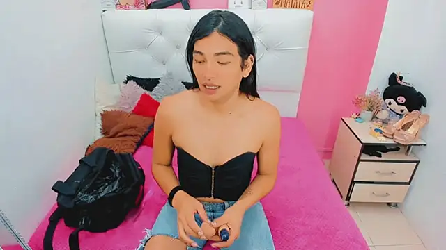 antonela xxx online show from June 30, 2026, 6:30 pm