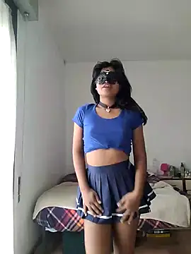 Snapshot of Bella_Luna18 chatting on January 22, 2025, 8:51 am Bella Luna18 online show from January 22, 2025, 8:51 am