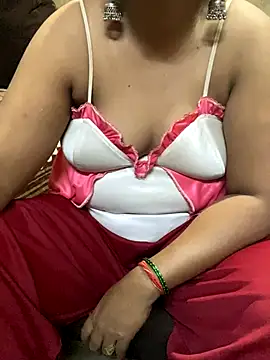 Snapshot of Tameesh_sexy_mistress chatting on October 4, 2025, 10:50 am Tameesh sexy mistress online show from October 4, 2025, 10:50 am