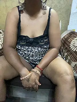 Snapshot of Tameesh_sexy_mistress chatting on October 16, 2025, 5:27 am Tameesh sexy mistress online show from October 16, 2025, 5:27 am