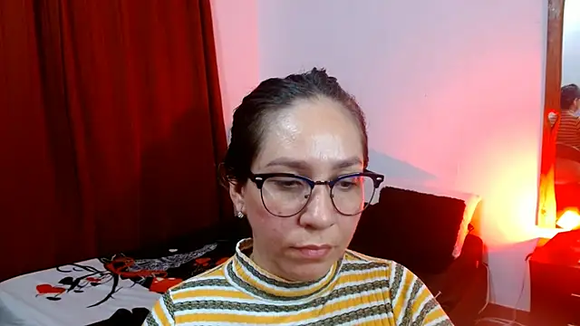 naihroby online show from February 18, 2025, 3:21 am