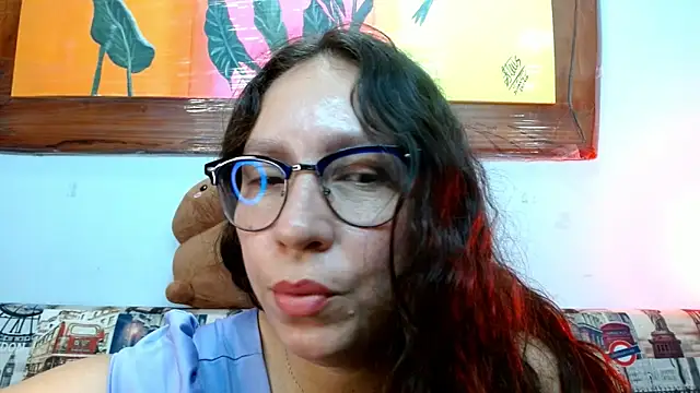 Snapshot of naihroby chatting on September 24, 2025, 9:43 pm naihroby online show from September 24, 2025, 9:43 pm