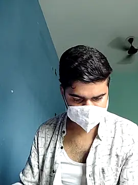 Snapshot of Ishan003 chatting on June 15, 2026, 4:45 am Ishan003 online show from June 15, 2026, 4:45 am