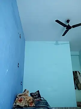 Ishan003 online show from December 5, 2025, 5:39 am