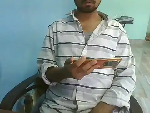 Ishan003 online show from November 15, 2025, 6:28 am