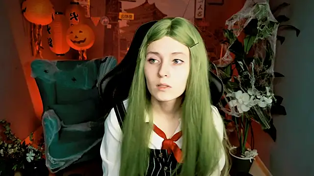 Snapshot of LolaAsmus chatting on October 30, 2025, 8:23 am LolaAsmus online show from October 30, 2025, 8:23 am