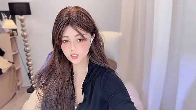 Strawberrybabyy1 online show from January 4, 2025, 3:07 pm