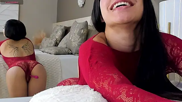 KimHiltton online show from February 28, 2025, 9:58 am