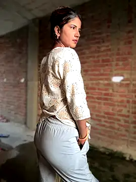 Snapshot of DiyAsingHh chatting on October 12, 2025, 12:56 am DiyAsingHh online show from October 12, 2025, 12:56 am