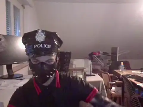 Snapshot of Angelbunn chatting on January 2, 2025, 8:06 am Angelbunn online show from January 2, 2025, 8:06 am