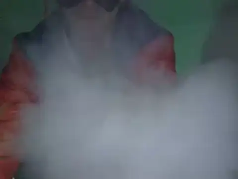 Snapshot of Angelbunn chatting on February 15, 2025, 1:21 am Angelbunn online show from February 15, 2025, 1:21 am