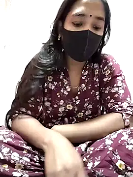 Snapshot of Etha-Moni chatting on February 7, 2025, 5:51 pm Etha-Moni online show from February 7, 2025, 5:51 pm