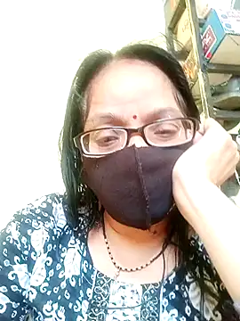 Snapshot of heenage chatting on March 21, 2025, 9:01 am heenage online show from March 21, 2025, 9:01 am