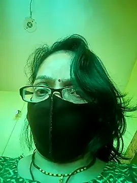 Snapshot of heenage chatting on February 12, 2025, 3:29 am heenage online show from February 12, 2025, 3:29 am