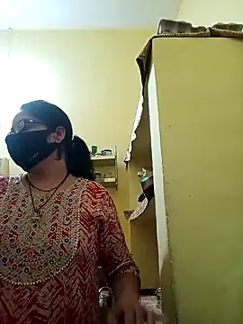 Snapshot of heenage chatting on March 19, 2025, 2:13 pm heenage online show from March 19, 2025, 2:13 pm