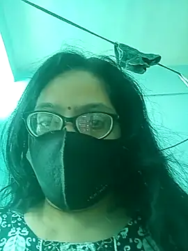 Snapshot of heenage chatting on October 10, 2025, 9:43 am heenage online show from October 10, 2025, 9:43 am