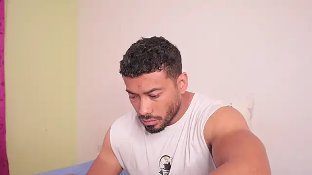 Snapshot of freddsexxx chatting on October 14, 2025, 2:28 pm freddsexxx online show from October 14, 2025, 2:28 pm