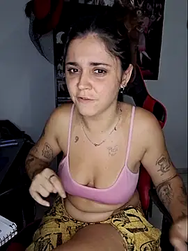 luuhcat09 online show from September 26, 2025, 2:07 am